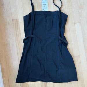 Zara Black Sleeveless A-Line Mini Dress with Square Neck